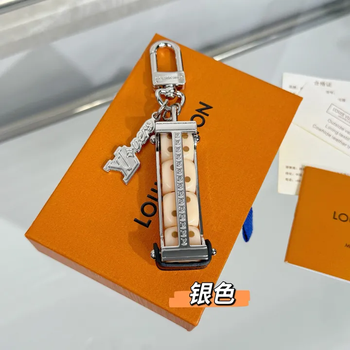 スーパーコピー ルイヴィトン キーホルダー