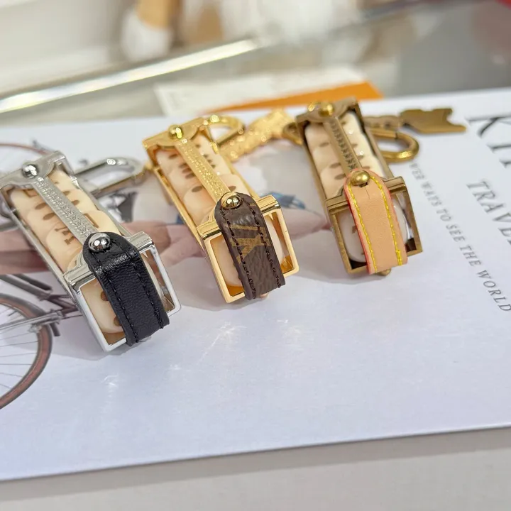 スーパーコピー ルイヴィトン キーホルダー