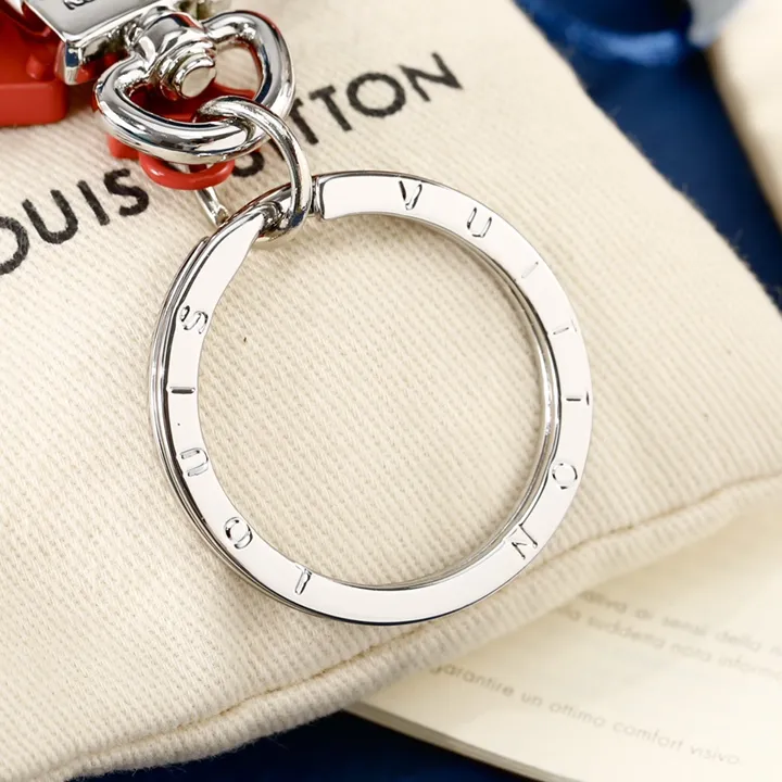 スーパーコピー ルイヴィトン キーホルダー