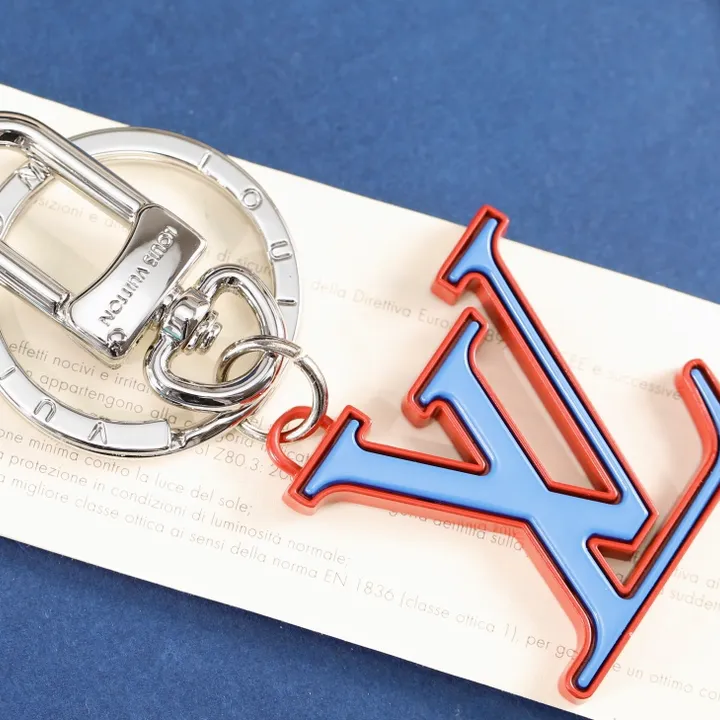 スーパーコピー ルイヴィトン キーホルダー