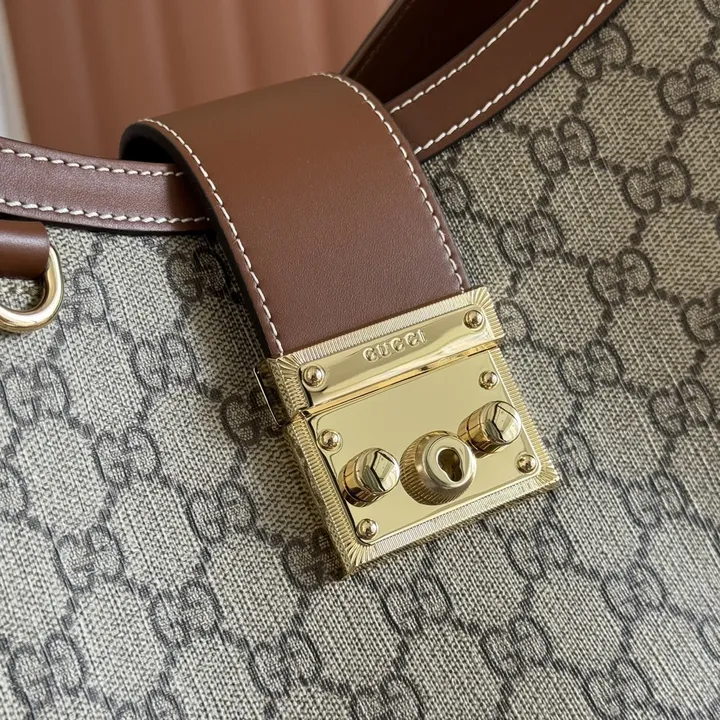 スーパーコピー グッチ キーホルダー