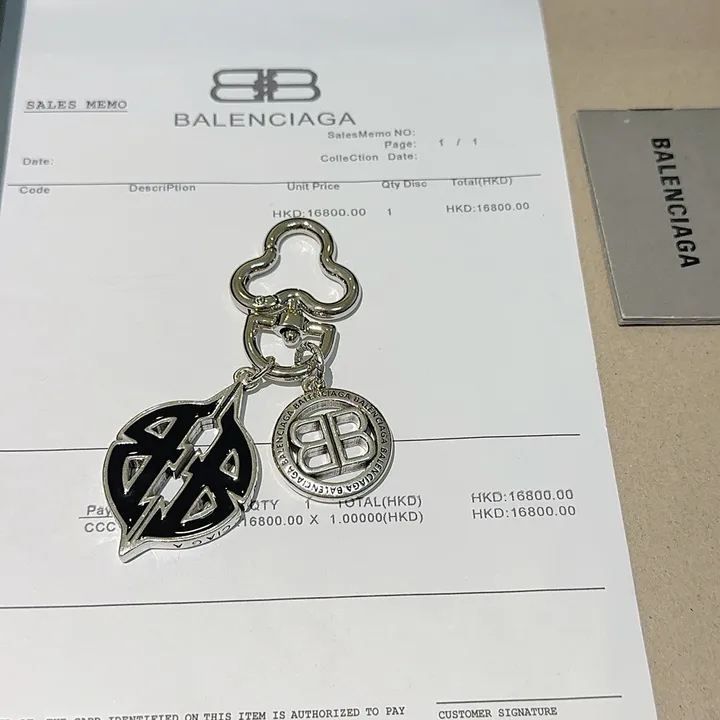 スーパーコピー バレンシアガ キーホルダー