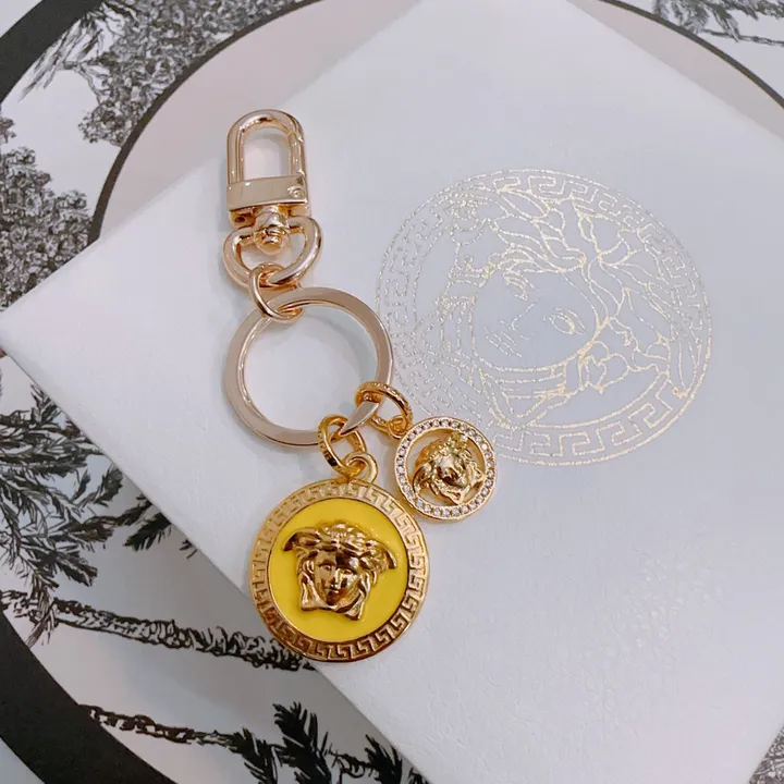 スーパーコピー プラダ キーホルダー