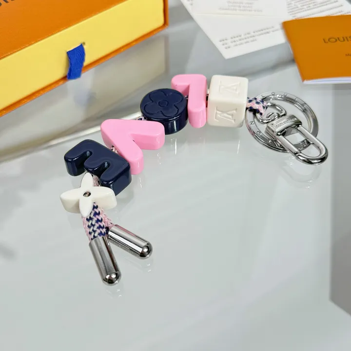 スーパーコピー ルイヴィトン キーホルダー