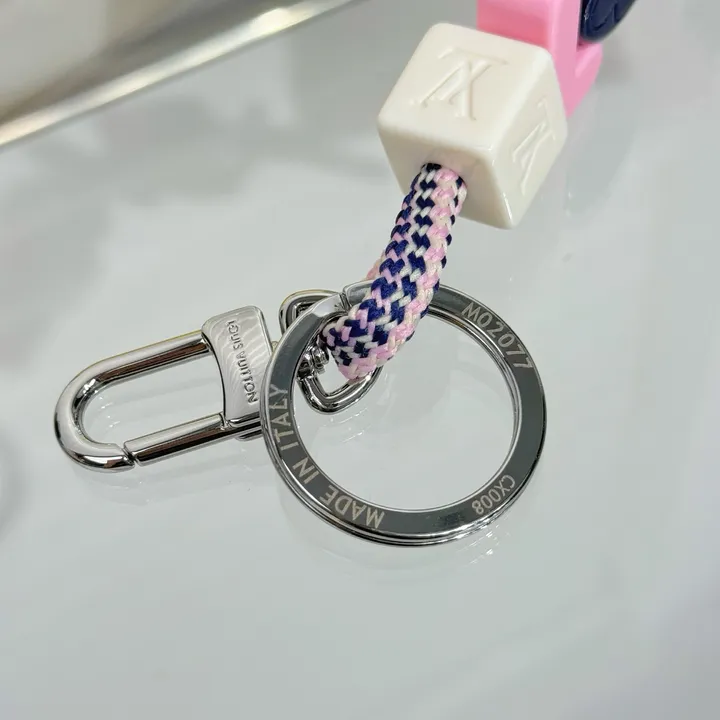 スーパーコピー ルイヴィトン キーホルダー