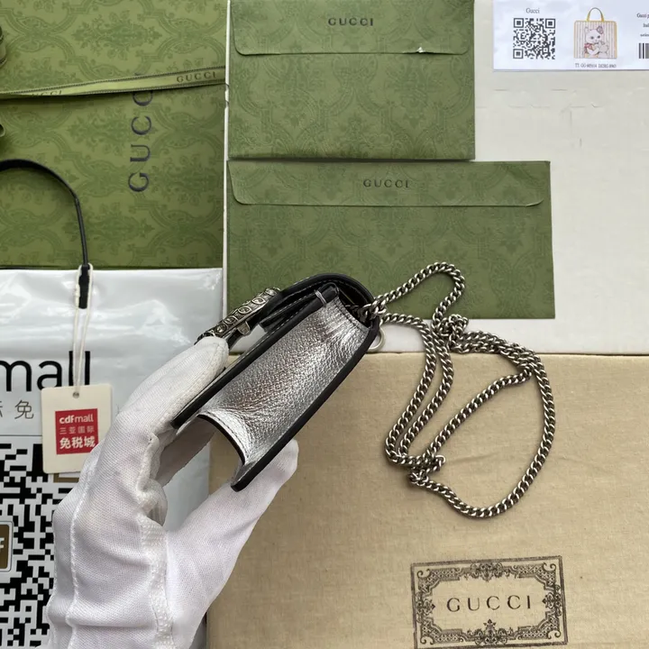 スーパーコピー ルイヴィトン キーホルダー