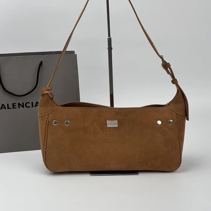 スーパーコピー バレンシアガ キーホルダー