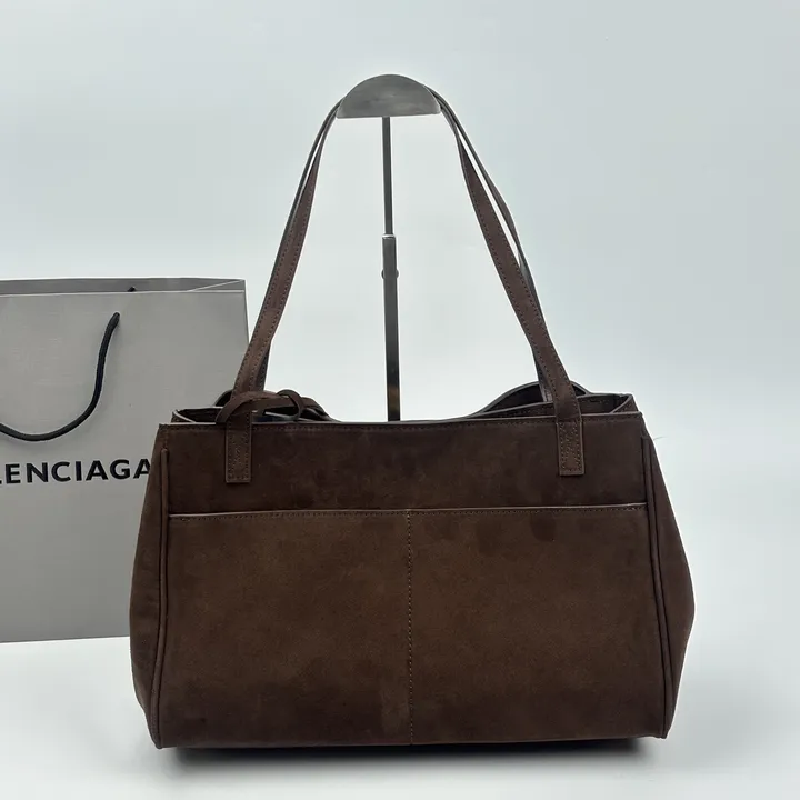 スーパーコピー バレンシアガ キーホルダー