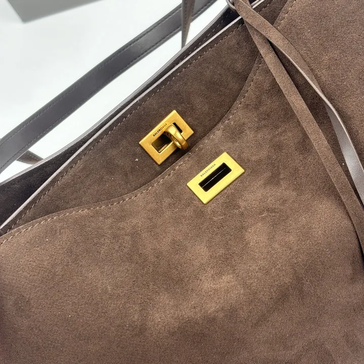 スーパーコピー バレンシアガ キーホルダー