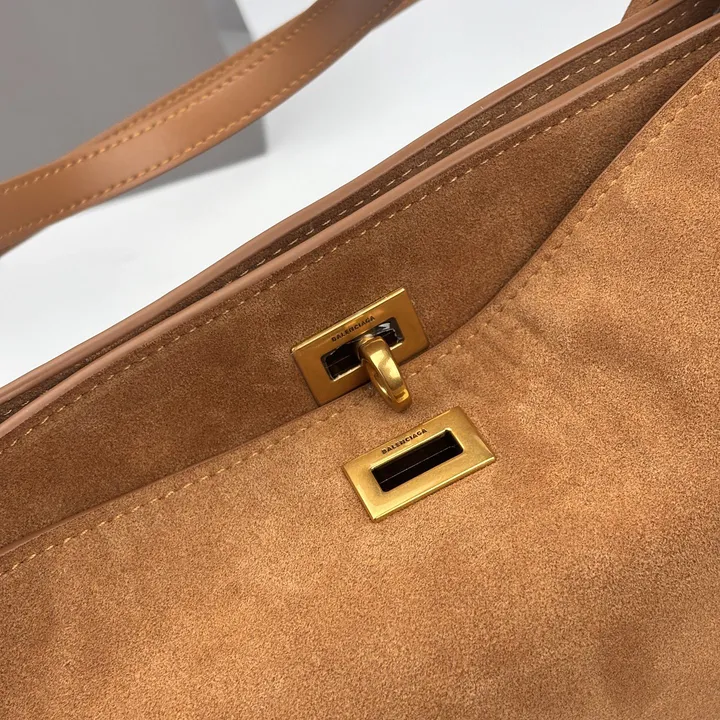 スーパーコピー バレンシアガ キーホルダー