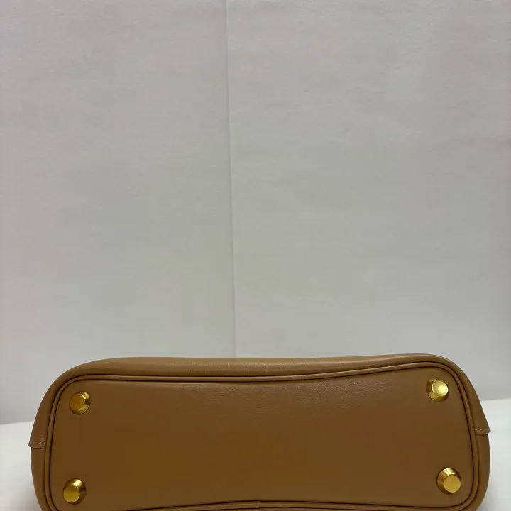 スーパーコピー バレンシアガ キーホルダー