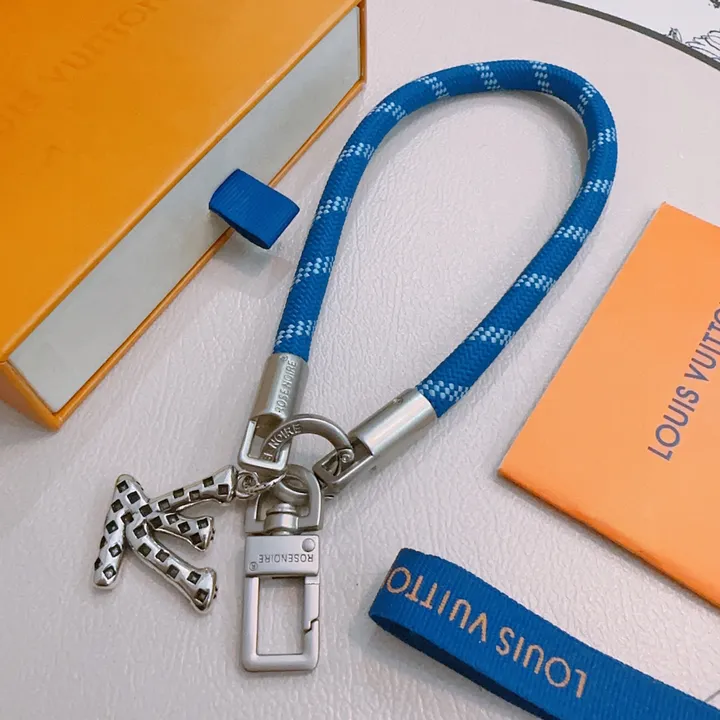 スーパーコピー ルイヴィトン キーホルダー