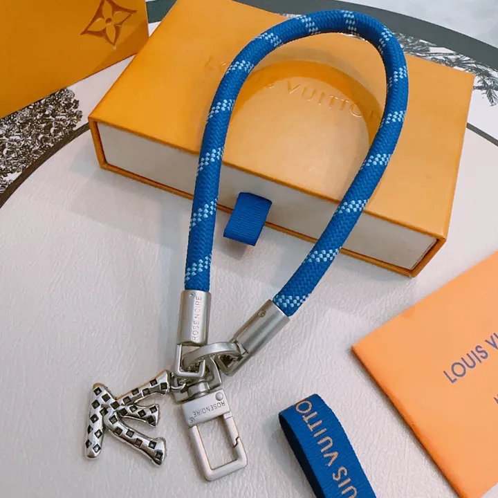 スーパーコピー ルイヴィトン キーホルダー