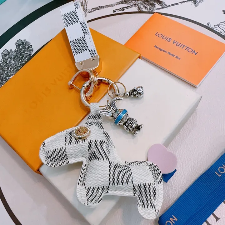 スーパーコピー ルイヴィトン キーホルダー
