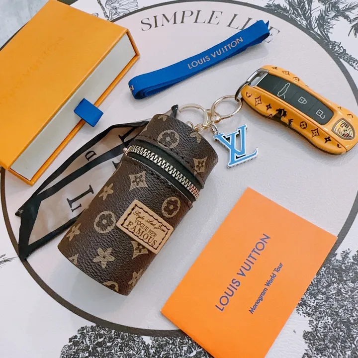 スーパーコピー ルイヴィトン キーホルダー