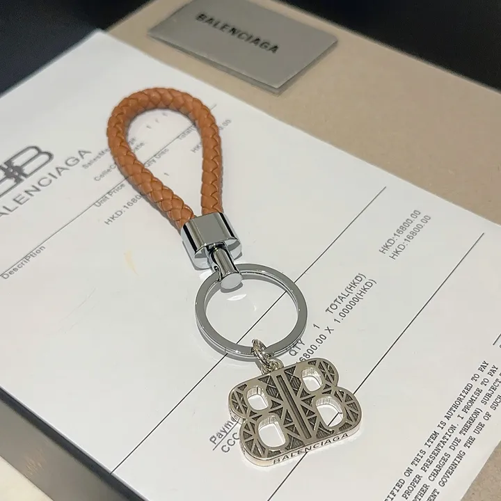 スーパーコピー バレンシアガ キーホルダー