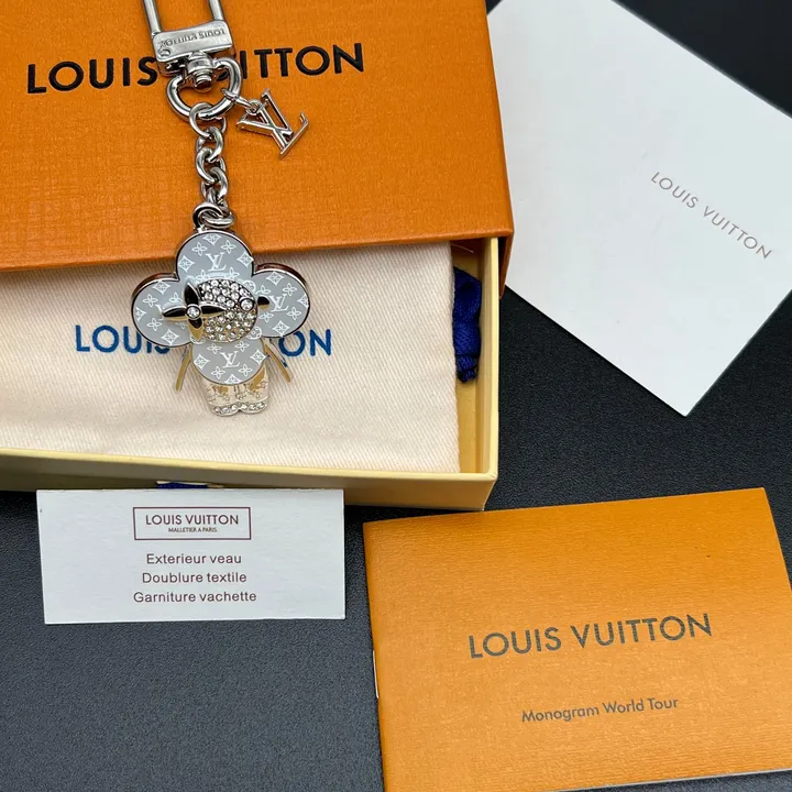 スーパーコピー ルイヴィトン キーホルダー