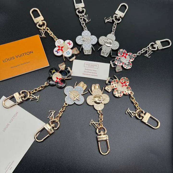 スーパーコピー ルイヴィトン キーホルダー