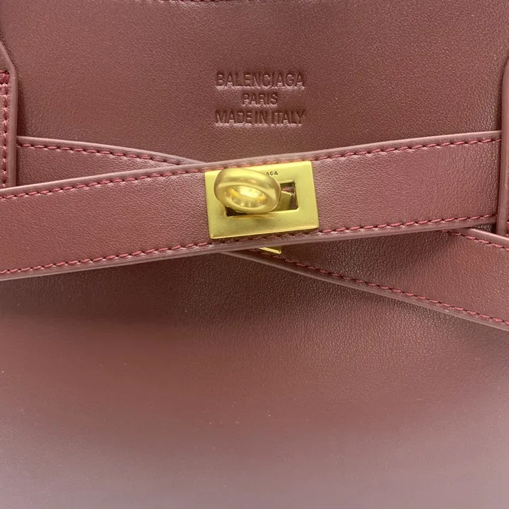 スーパーコピー バレンシアガ キーホルダー