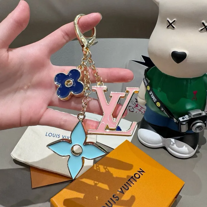 スーパーコピー ルイヴィトン キーホルダー