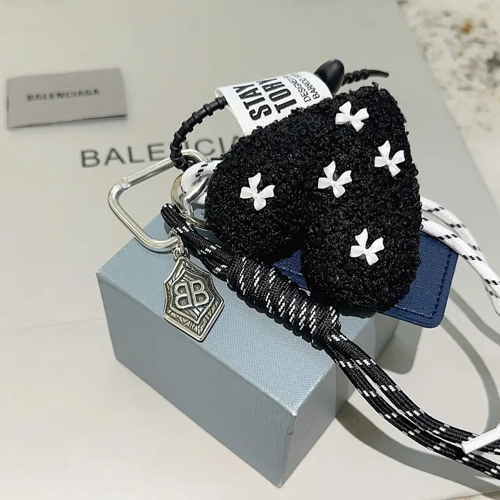 スーパーコピー バレンシアガ キーホルダー