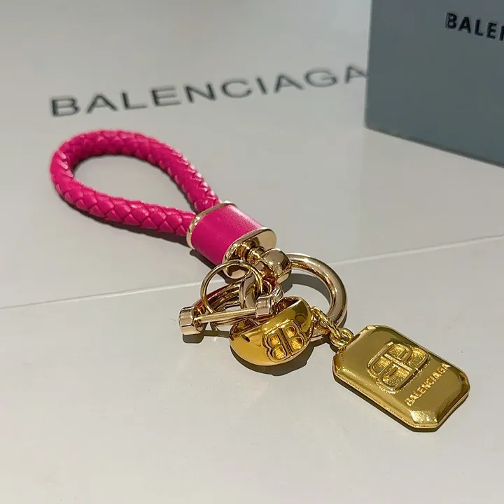 スーパーコピー バレンシアガ キーホルダー