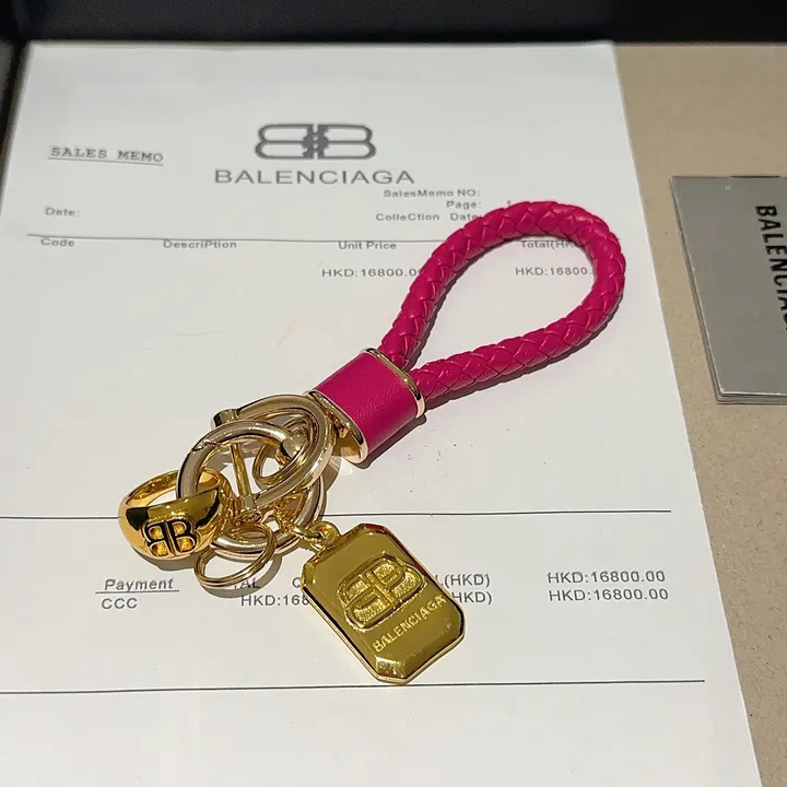 スーパーコピー バレンシアガ キーホルダー