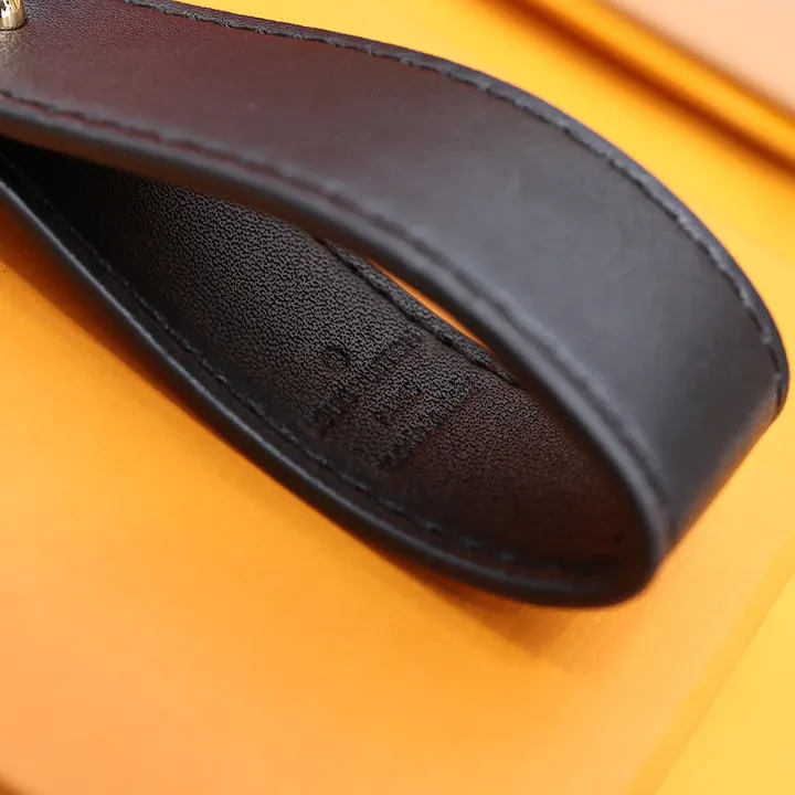 スーパーコピー ルイヴィトン キーホルダー