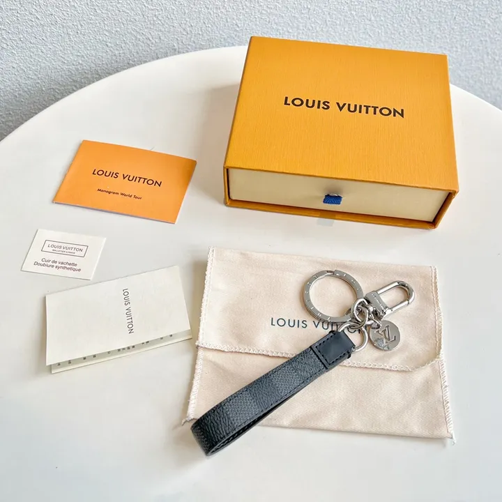 スーパーコピー ルイヴィトン キーホルダー