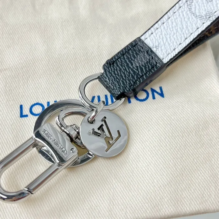 スーパーコピー ルイヴィトン キーホルダー