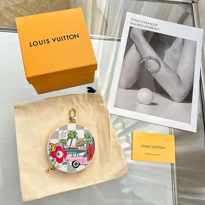 スーパーコピー ルイヴィトン キーホルダー