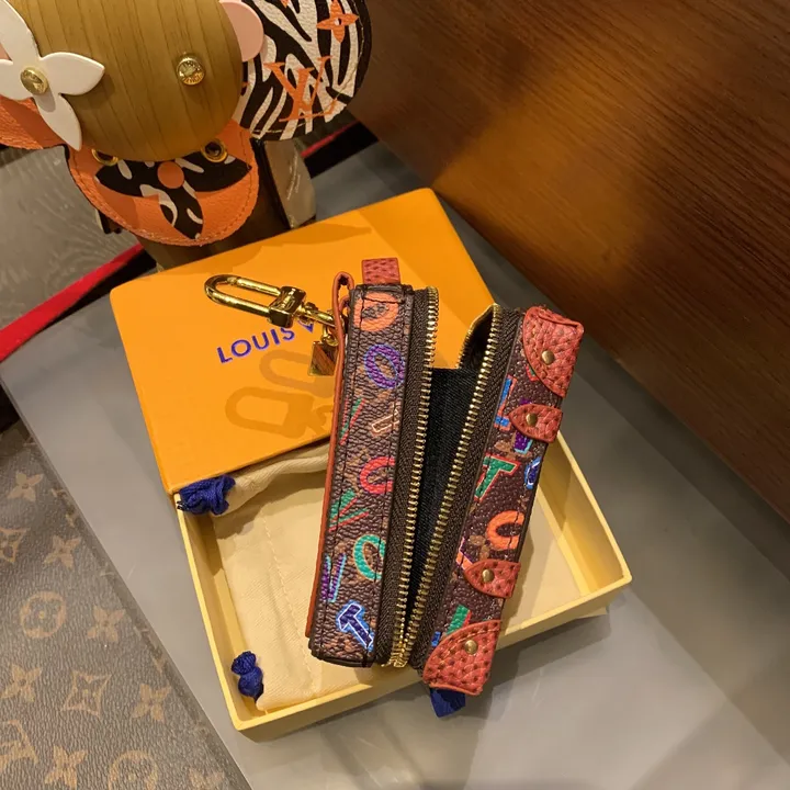 スーパーコピー ルイヴィトン キーホルダー