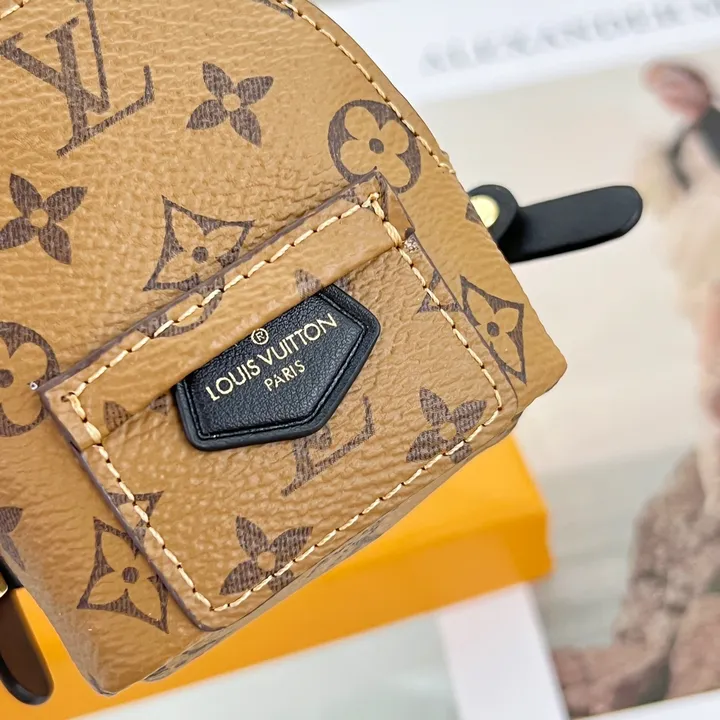 スーパーコピー ルイヴィトン キーホルダー