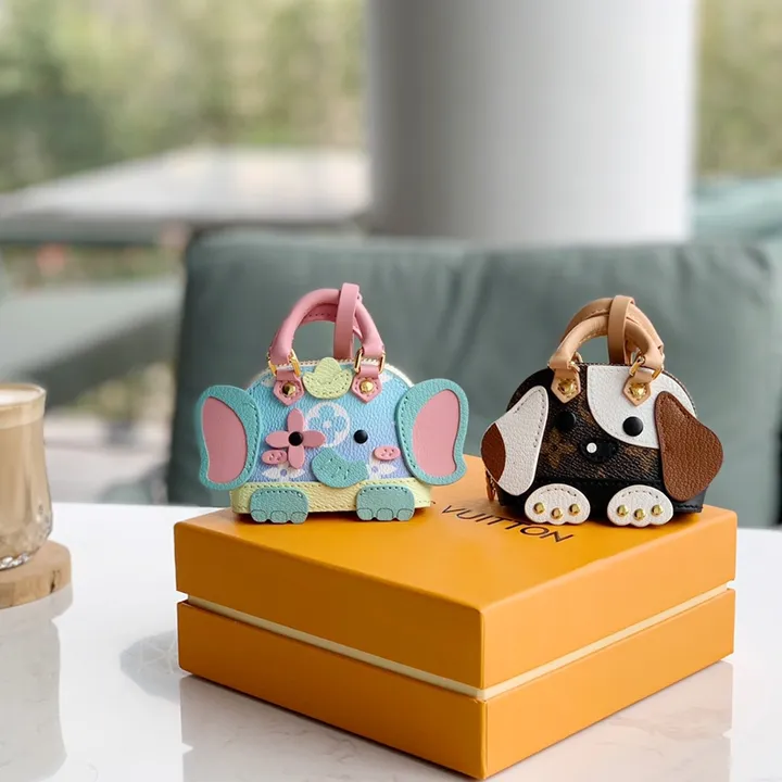 スーパーコピー ルイヴィトン キーホルダー