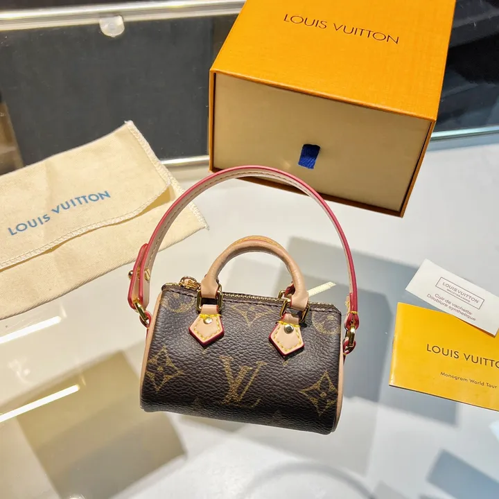 スーパーコピー ルイヴィトン キーホルダー