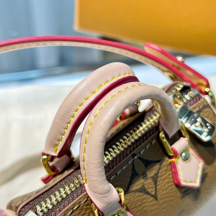 スーパーコピー ルイヴィトン キーホルダー