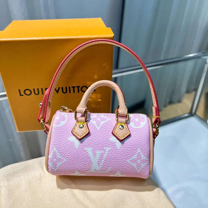 スーパーコピー ルイヴィトン キーホルダー