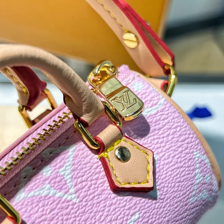 スーパーコピー ルイヴィトン キーホルダー