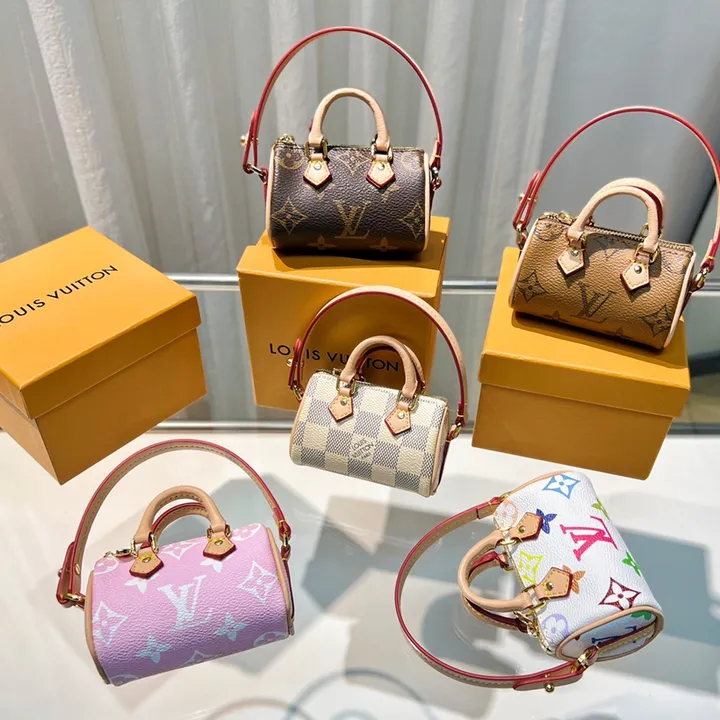 スーパーコピー ルイヴィトン キーホルダー