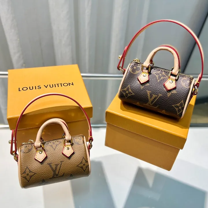 スーパーコピー ルイヴィトン キーホルダー