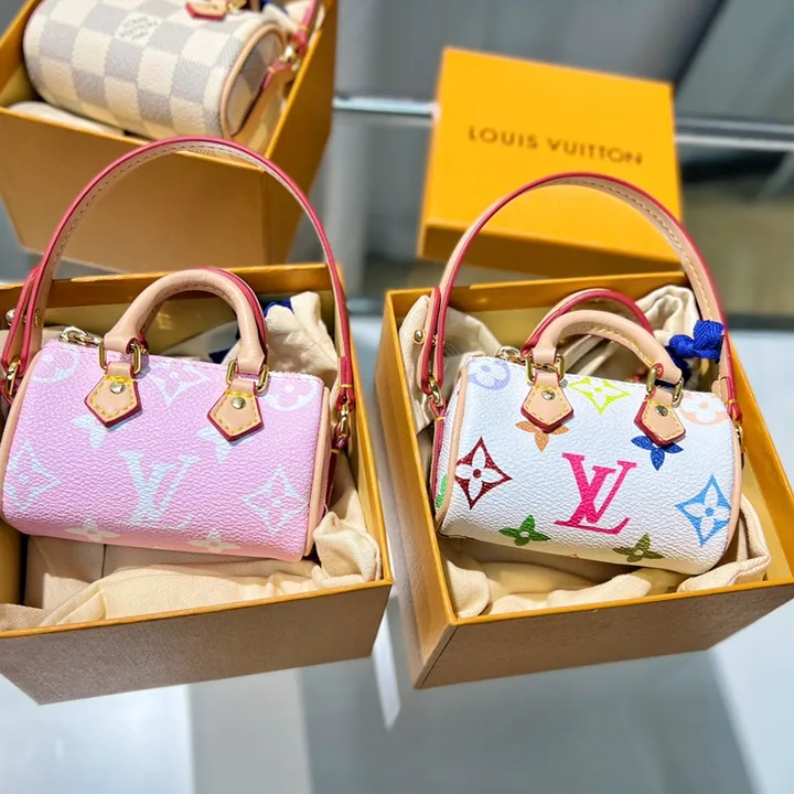 スーパーコピー ルイヴィトン キーホルダー