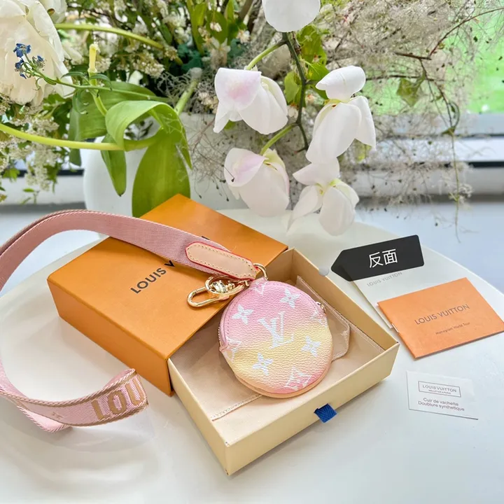 スーパーコピー ルイヴィトン キーホルダー