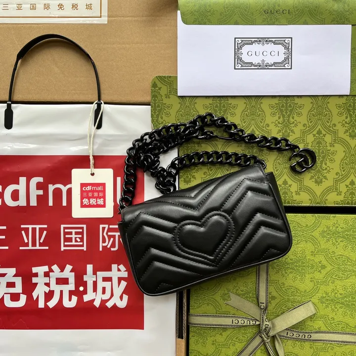 スーパーコピー ルイヴィトン キーホルダー