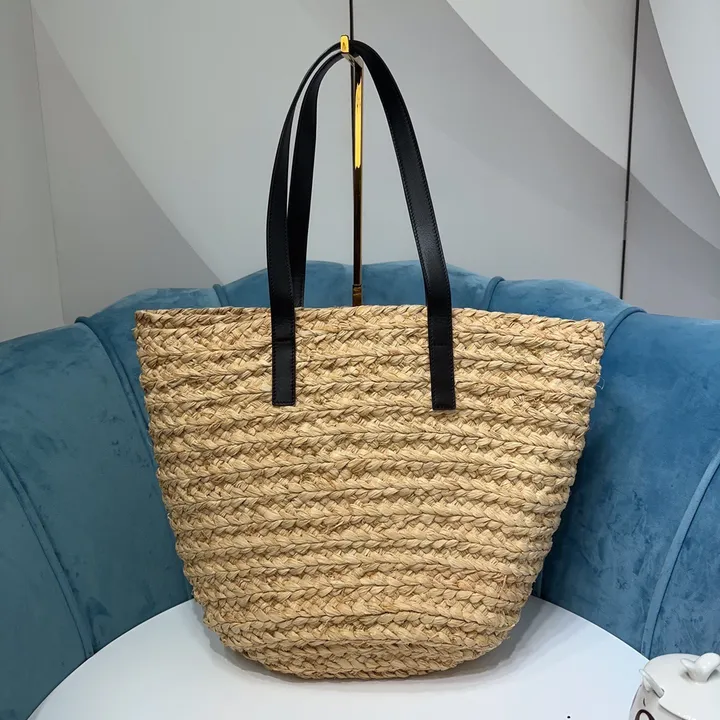 スーパーコピー イブサンローラン キーホルダー