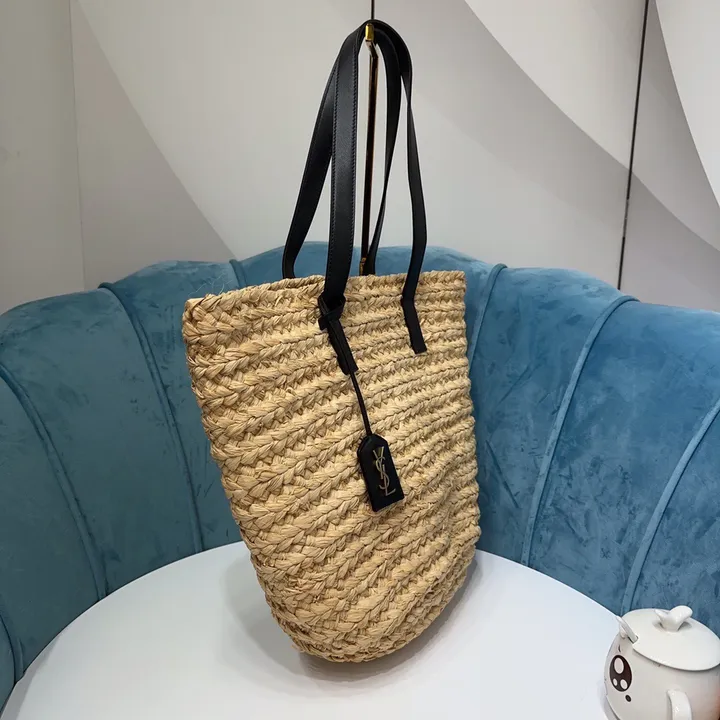 スーパーコピー イブサンローラン キーホルダー