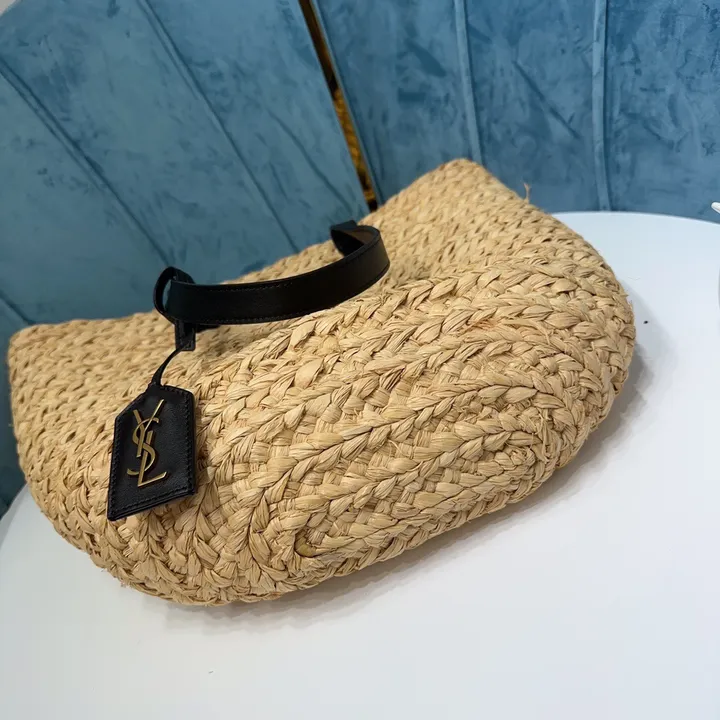 スーパーコピー イブサンローラン キーホルダー