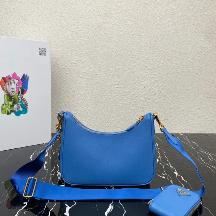 スーパーコピー プラダ キーホルダー