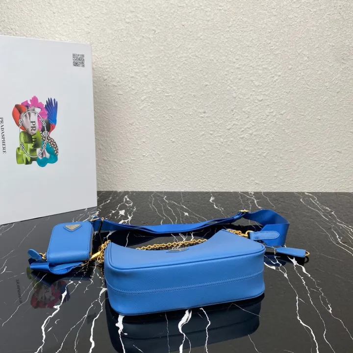 スーパーコピー プラダ キーホルダー