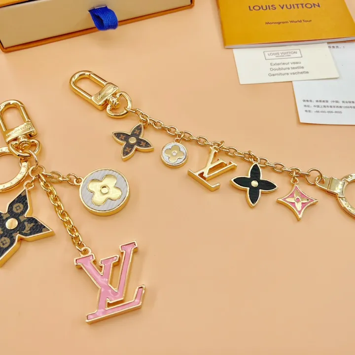 スーパーコピー ルイヴィトン キーホルダー