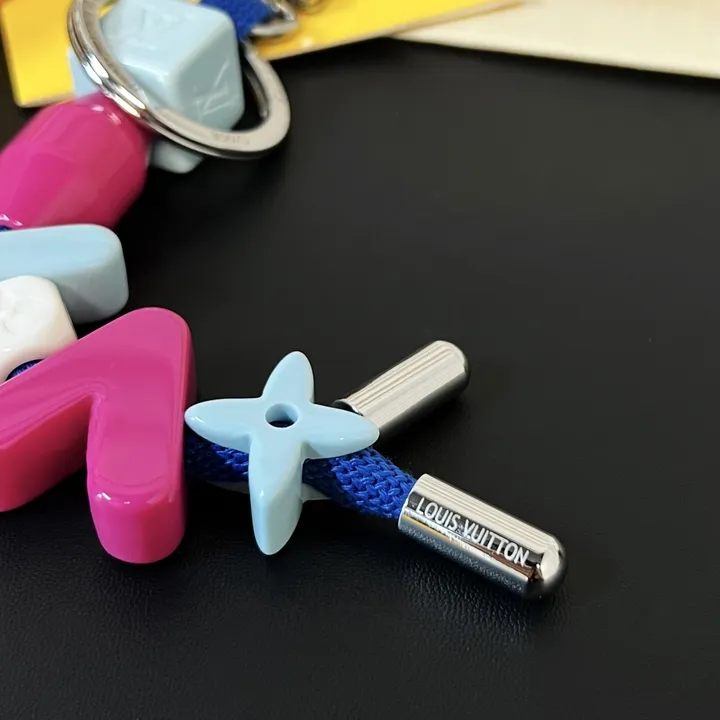 スーパーコピー ルイヴィトン キーホルダー